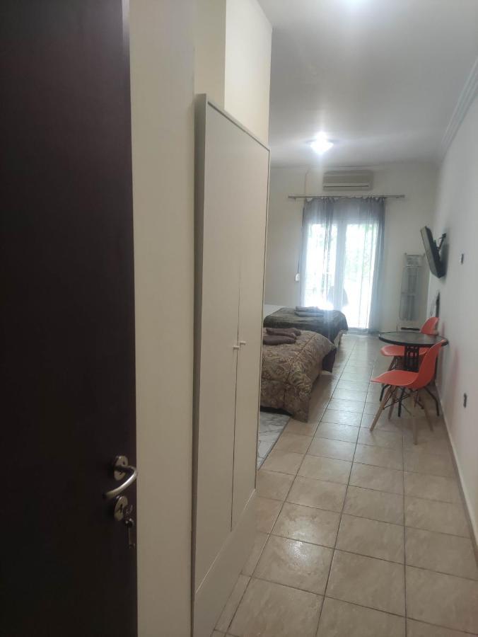 G M 3 Rooms Kentpo In The Heart Of The City Larissa Exteriér fotografie